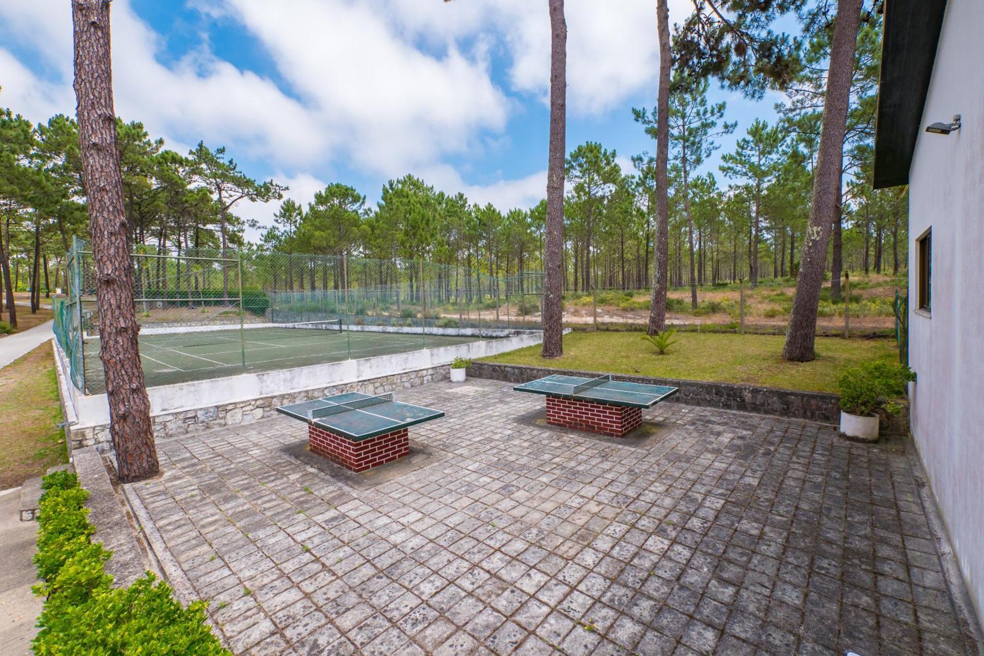 纳扎雷 Parque De Campismo Orbitur Valado酒店 外观 照片