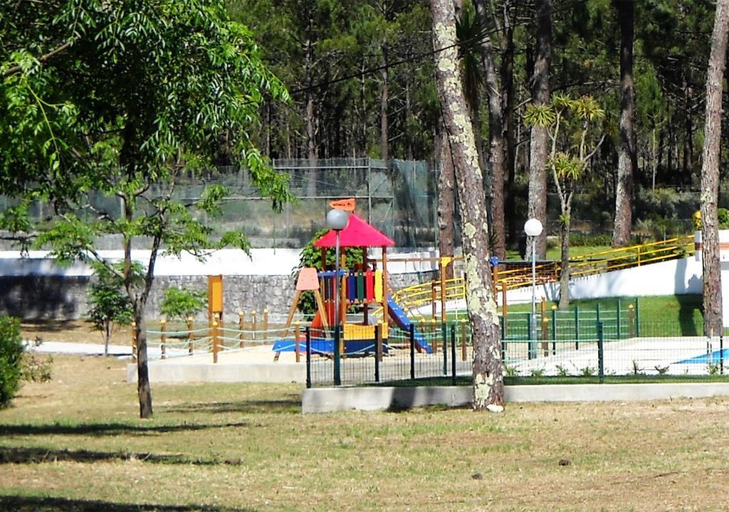 纳扎雷 Parque De Campismo Orbitur Valado酒店 外观 照片